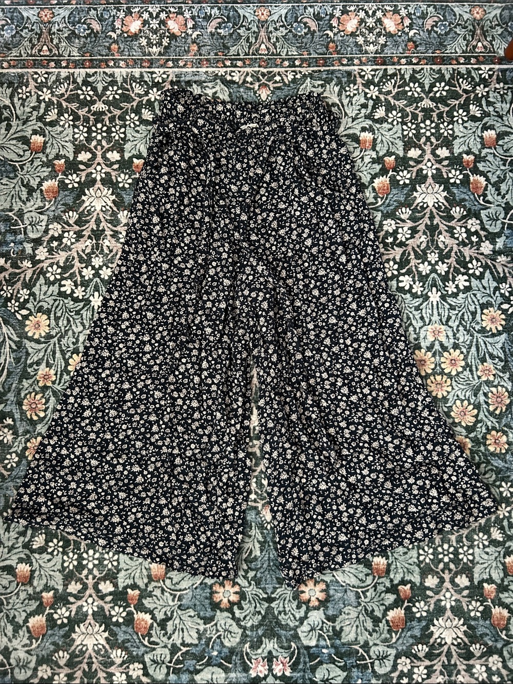 American Eagle Ditzy Palazzo Pants with belt